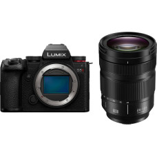 Panasonic Lumix DC-S5 II + 24-105mm